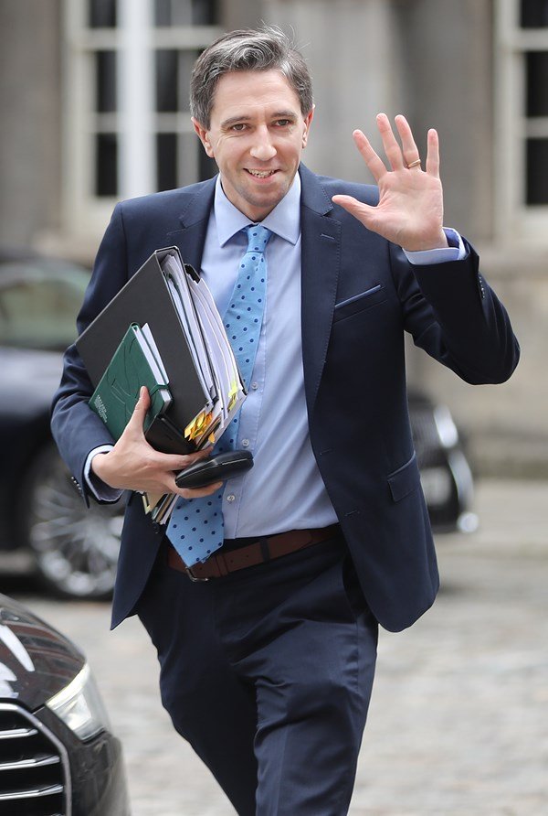 ministro de educacion superior en irlanda simon harris