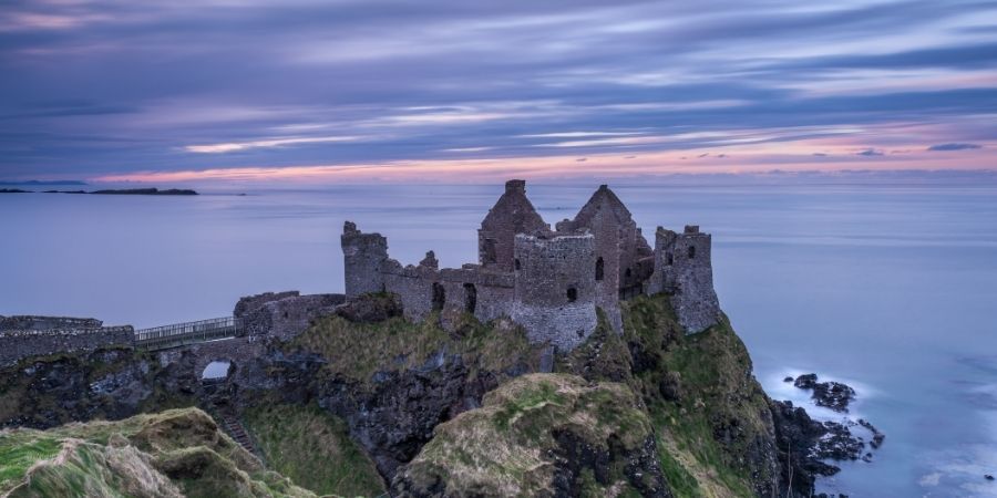 Maravillos Acantilados y Castillos de Irlanda
