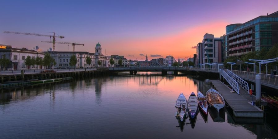 Un atardecer en Cork Ciudad de Irlanda