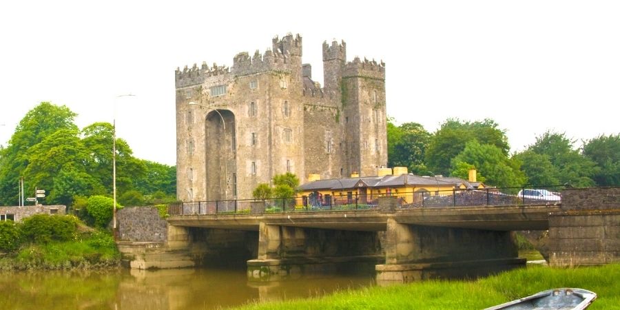 Fachada del Bunratty Castle Que Ver en Shannon Irlanda