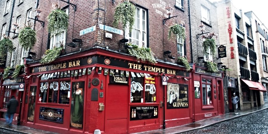Bar Irlandes